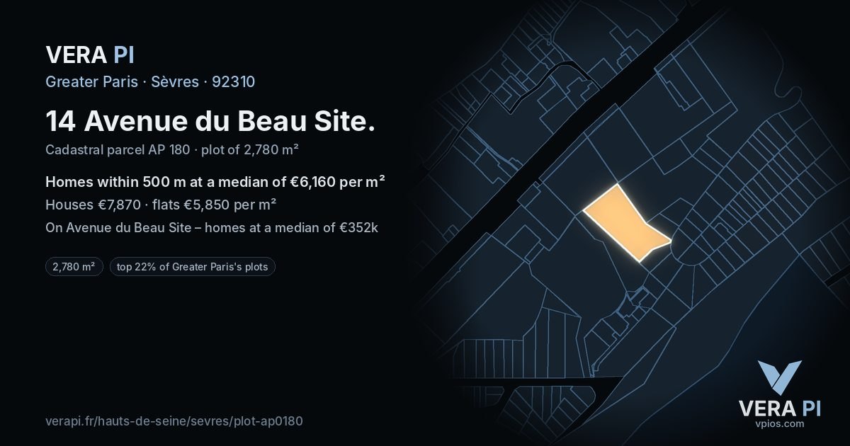 14 Avenue du Beau Site, Sèvres at night – the plot lit, the parcels around coloured by the prices near them