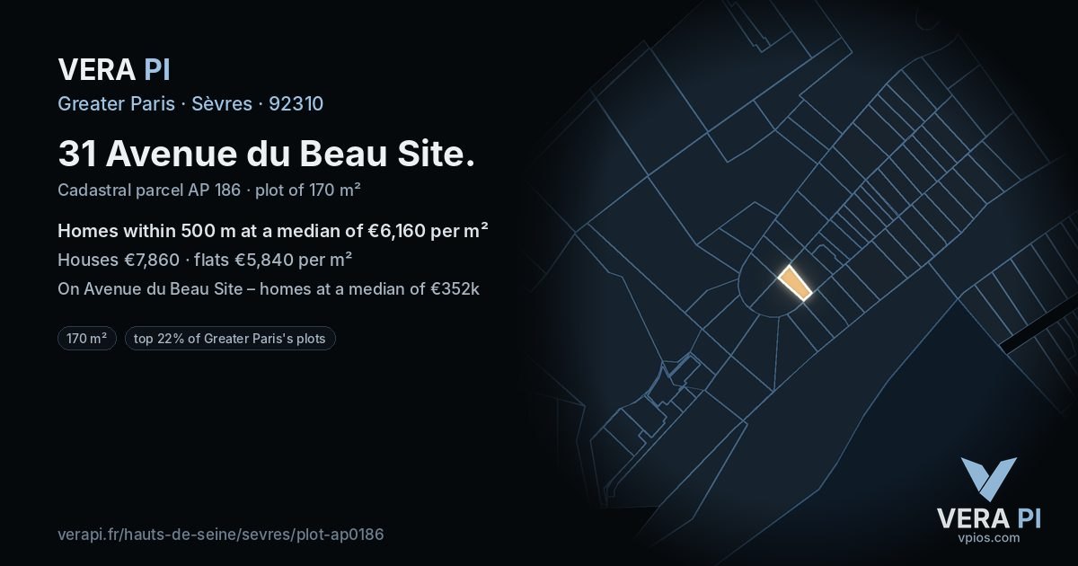 31 Avenue du Beau Site, Sèvres at night – the plot lit, the parcels around coloured by the prices near them