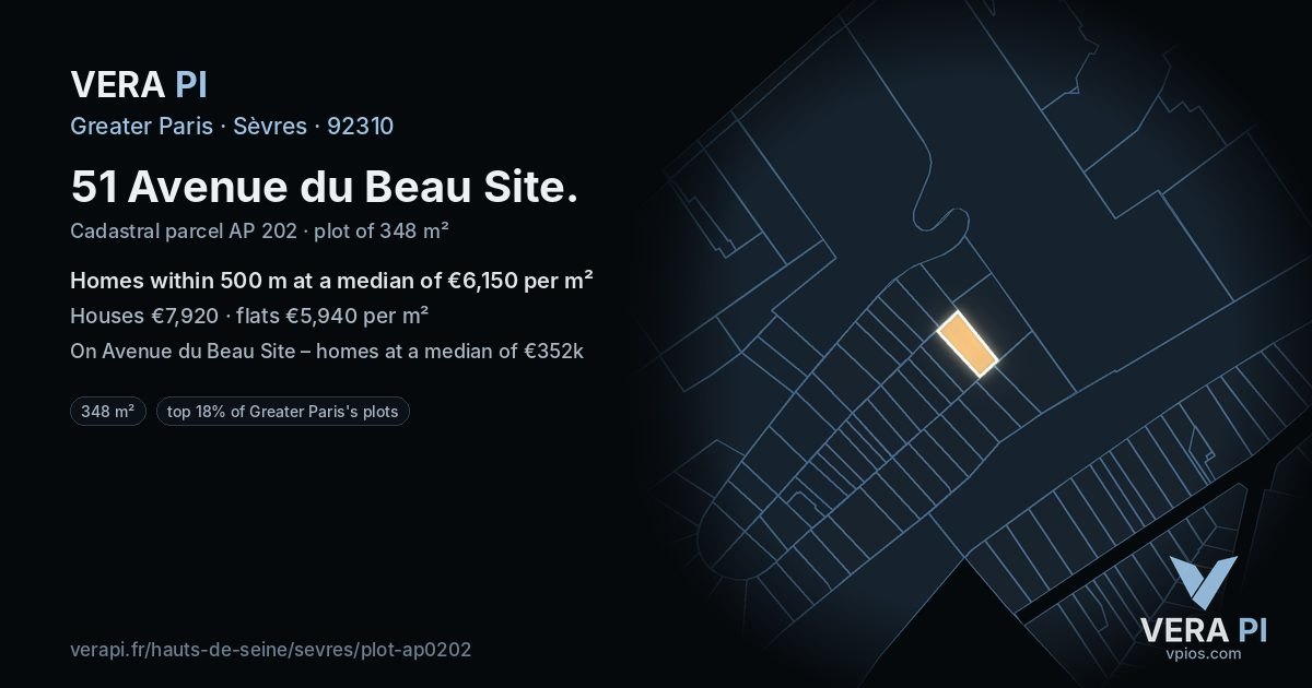 51 Avenue du Beau Site, Sèvres at night – the plot lit, the parcels around coloured by the prices near them