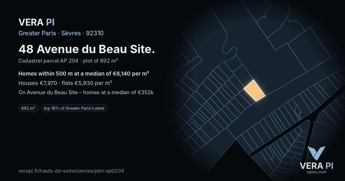 48 Avenue du Beau Site, Sèvres at night – the plot lit, the parcels around coloured by the prices near them