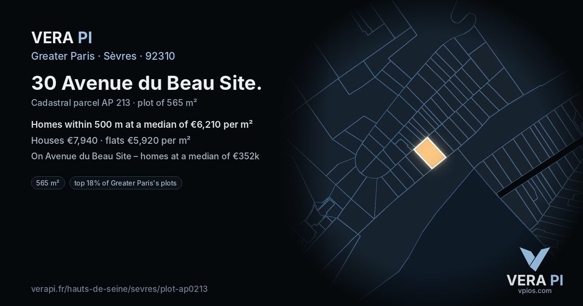 30 Avenue du Beau Site, Sèvres at night – the plot lit, the parcels around coloured by the prices near them