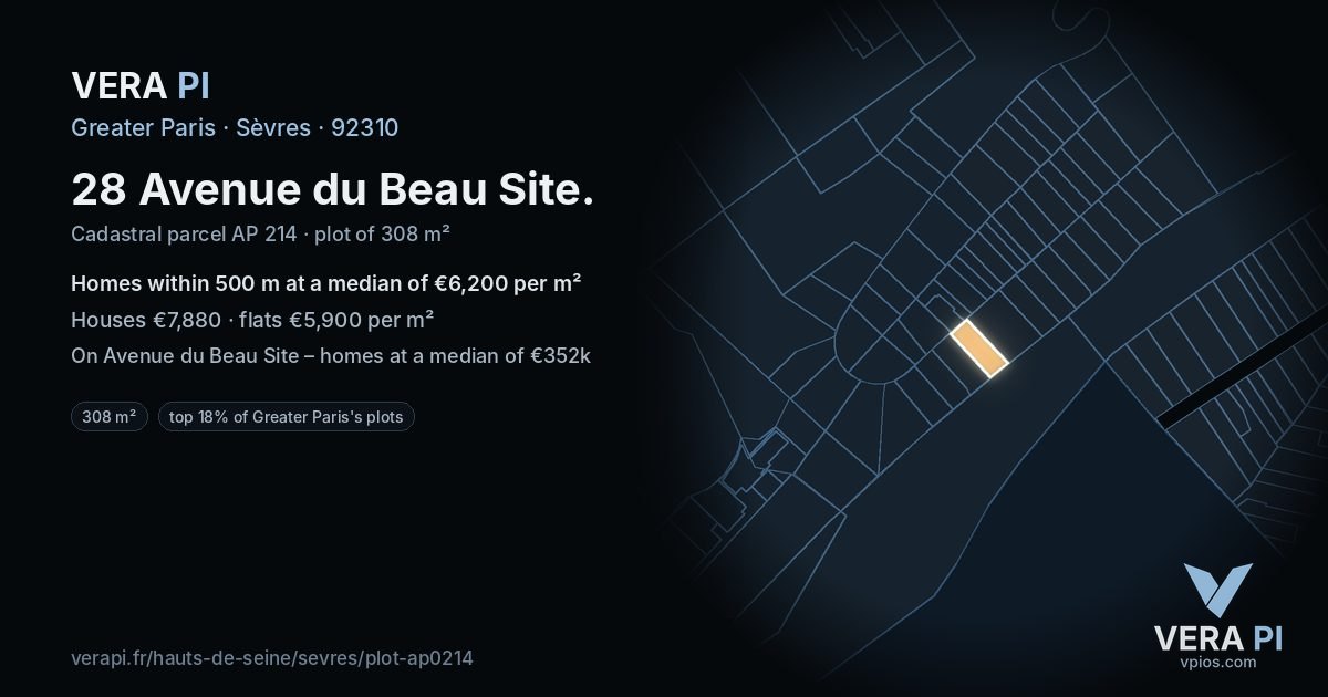 28 Avenue du Beau Site, Sèvres at night – the plot lit, the parcels around coloured by the prices near them
