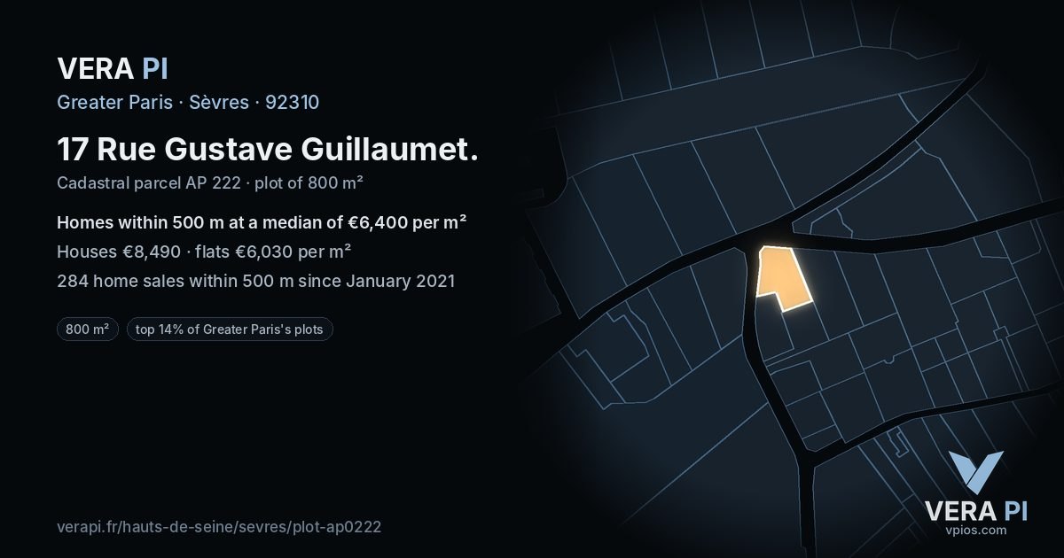 17 Rue Gustave Guillaumet, Sèvres at night – the plot lit, the parcels around coloured by the prices near them