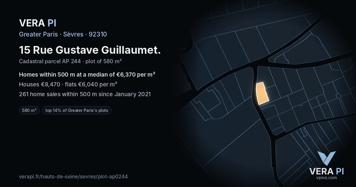 15 Rue Gustave Guillaumet, Sèvres at night – the plot lit, the parcels around coloured by the prices near them