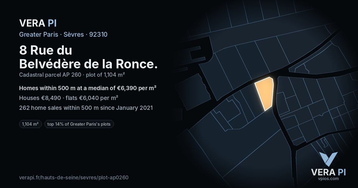 8 Rue du Belvédère de la Ronce, Sèvres at night – the plot lit, the parcels around coloured by the prices near them
