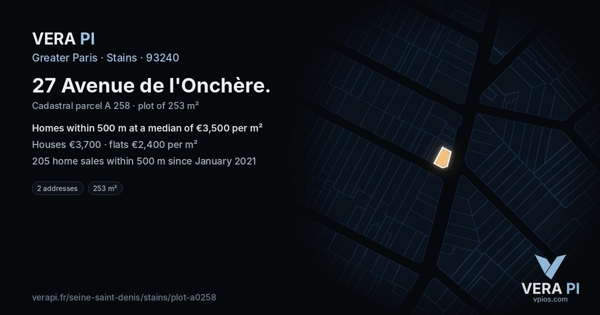 27 Avenue de l'Onchère, Stains at night – the plot lit, the parcels around coloured by the prices near them