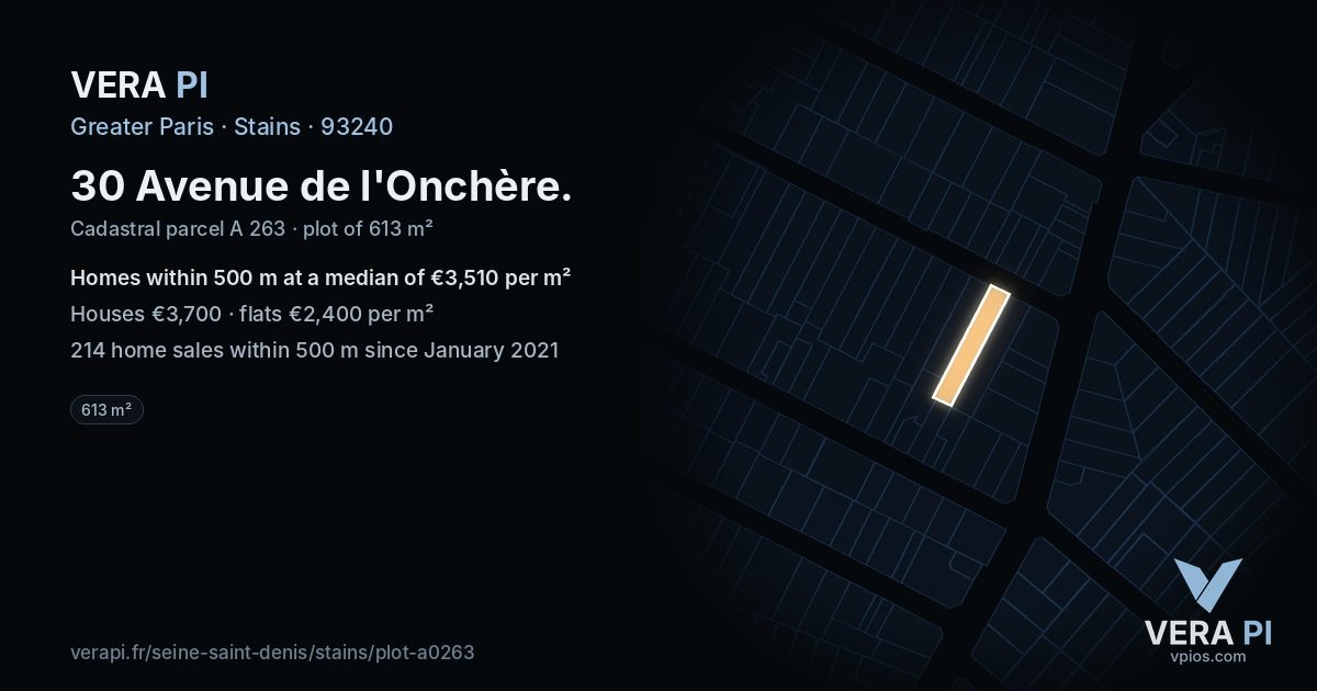 30 Avenue de l'Onchère, Stains at night – the plot lit, the parcels around coloured by the prices near them