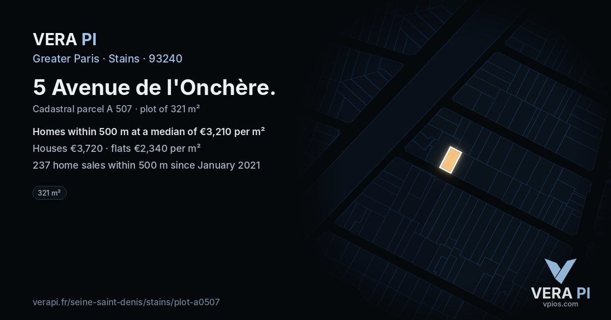 5 Avenue de l'Onchère, Stains at night – the plot lit, the parcels around coloured by the prices near them