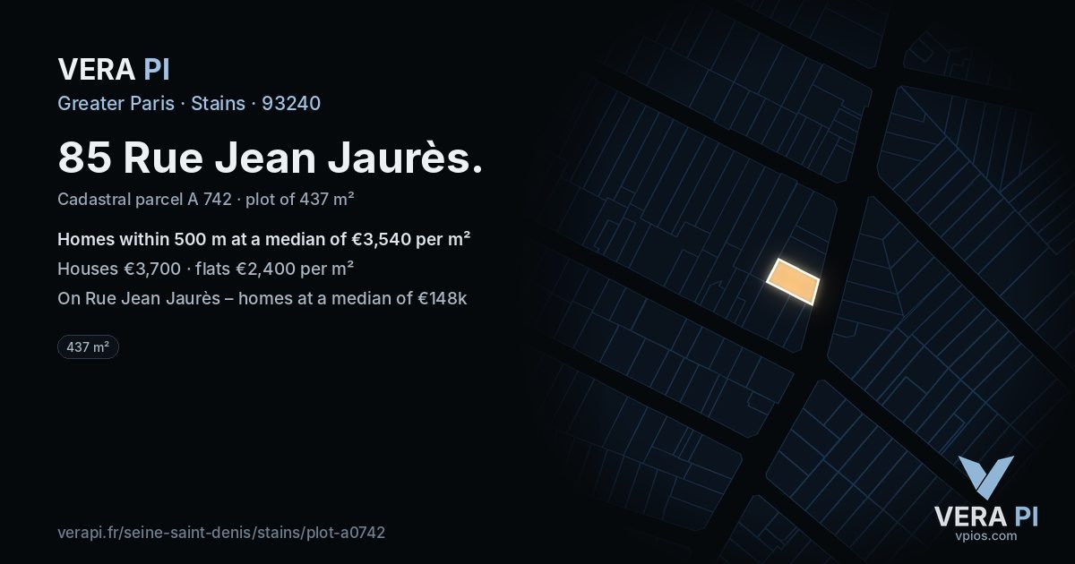 85 Rue Jean Jaurès, Stains at night – the plot lit, the parcels around coloured by the prices near them