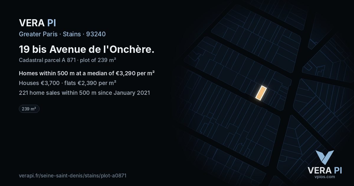 19 bis Avenue de l'Onchère, Stains at night – the plot lit, the parcels around coloured by the prices near them