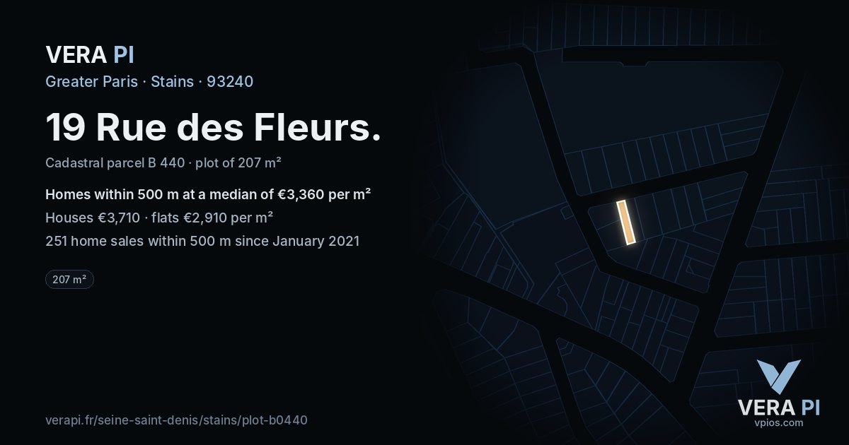 19 Rue des Fleurs, Stains at night – the plot lit, the parcels around coloured by the prices near them