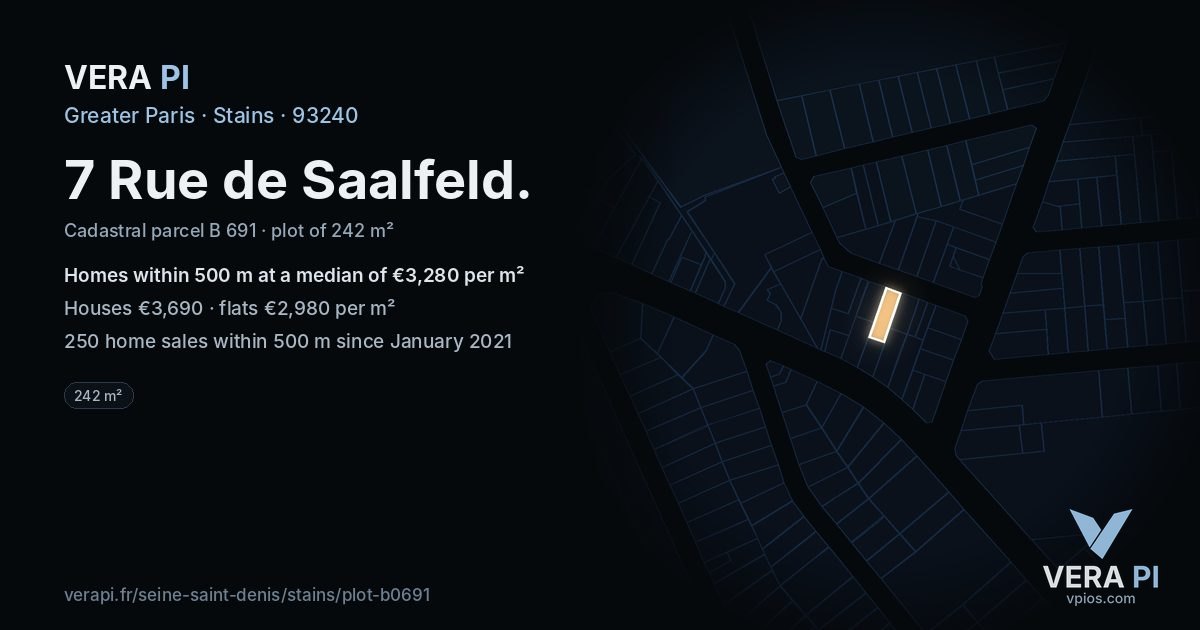 7 Rue de Saalfeld, Stains at night – the plot lit, the parcels around coloured by the prices near them