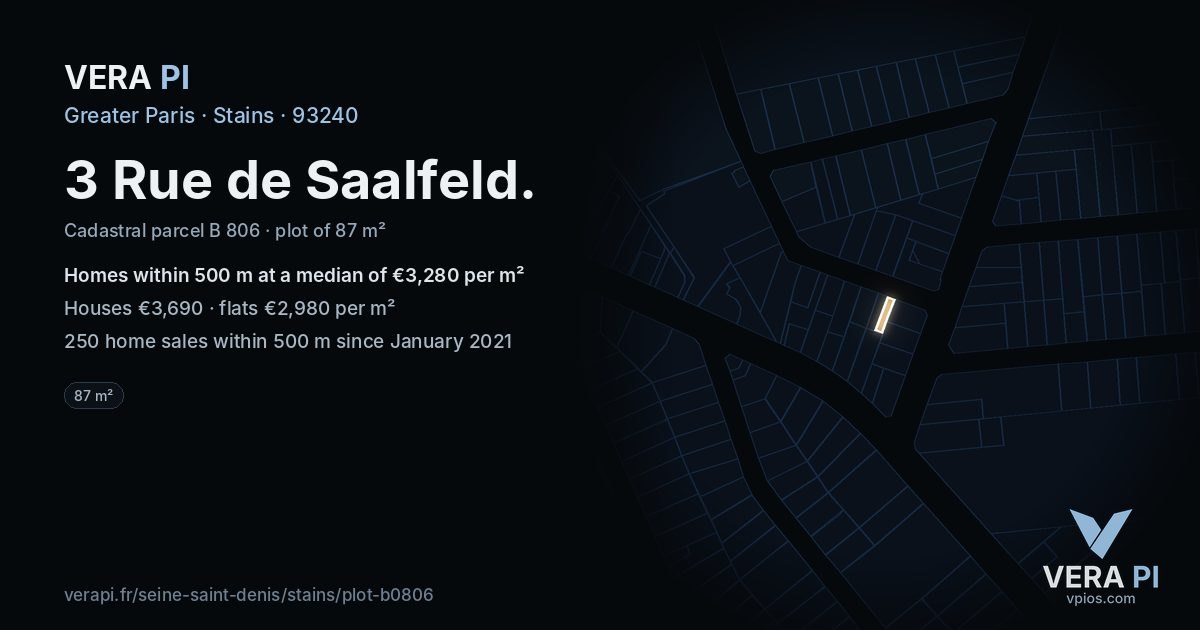 3 Rue de Saalfeld, Stains at night – the plot lit, the parcels around coloured by the prices near them