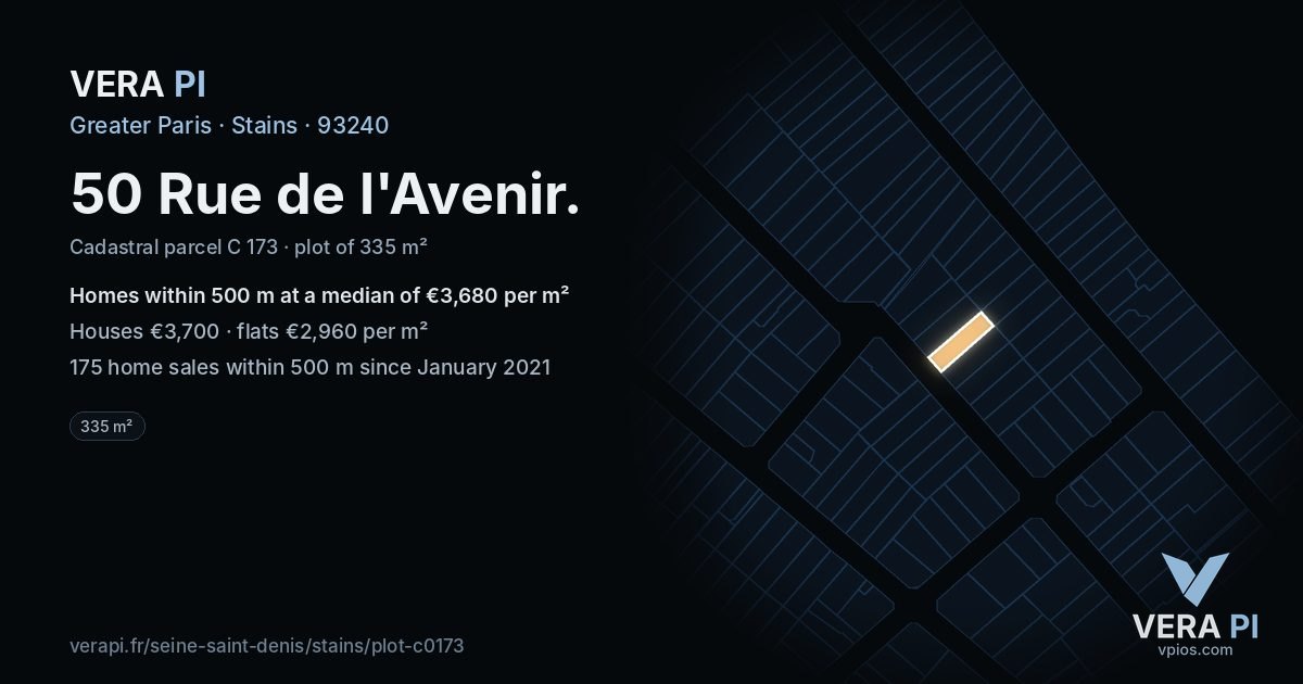 50 Rue de l'Avenir, Stains at night – the plot lit, the parcels around coloured by the prices near them