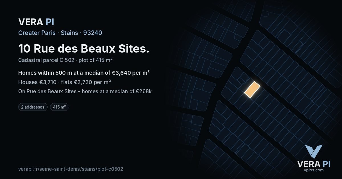 10 Rue des Beaux Sites, Stains at night – the plot lit, the parcels around coloured by the prices near them