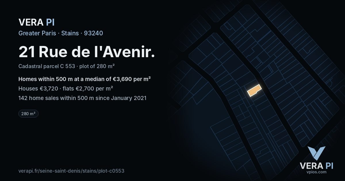 21 Rue de l'Avenir, Stains at night – the plot lit, the parcels around coloured by the prices near them