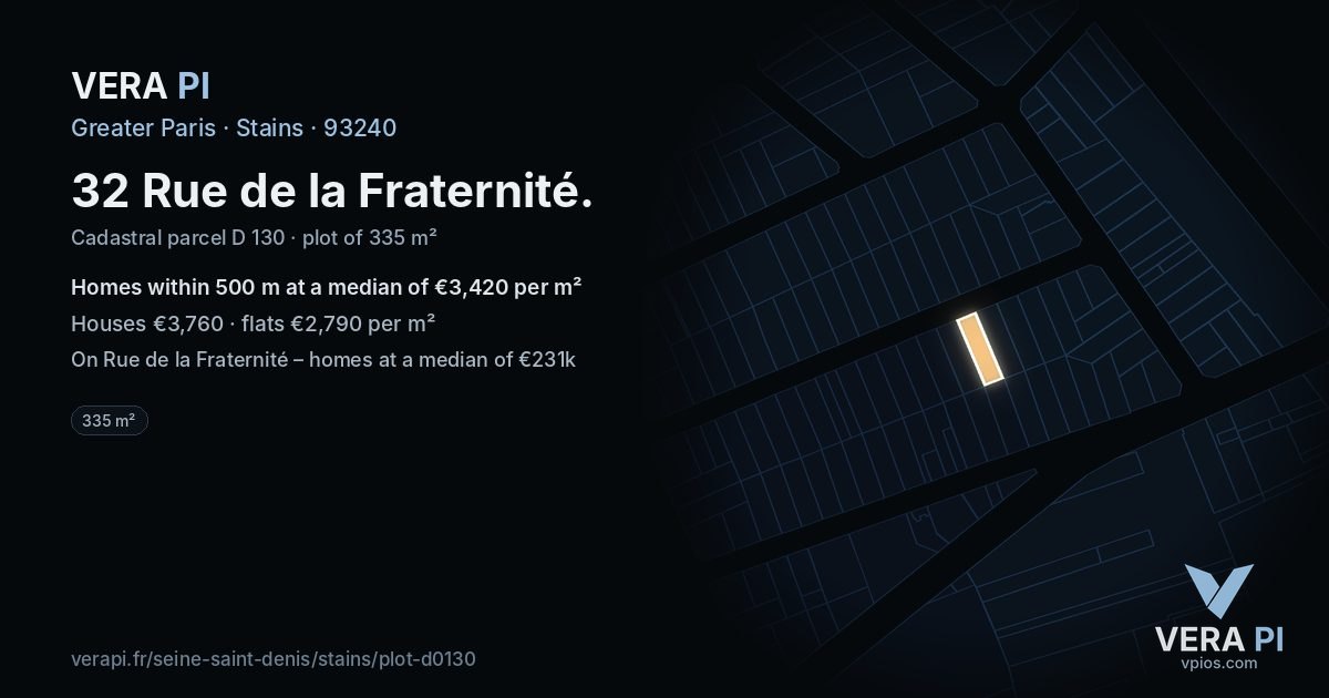 32 Rue de la Fraternité, Stains at night – the plot lit, the parcels around coloured by the prices near them
