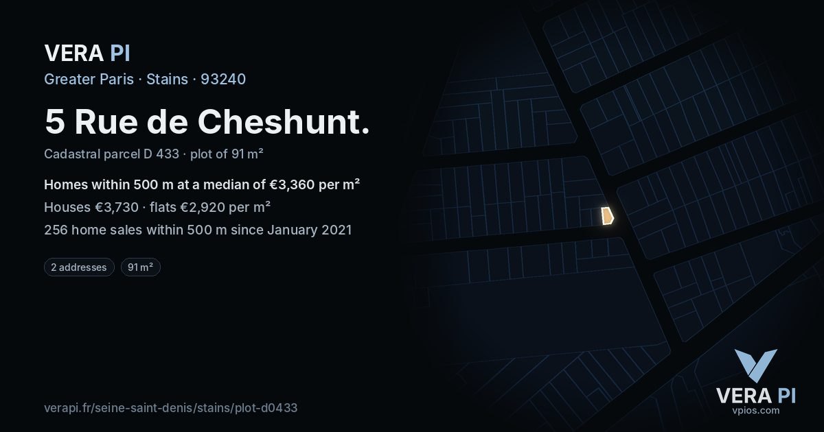 5 Rue de Cheshunt, Stains at night – the plot lit, the parcels around coloured by the prices near them