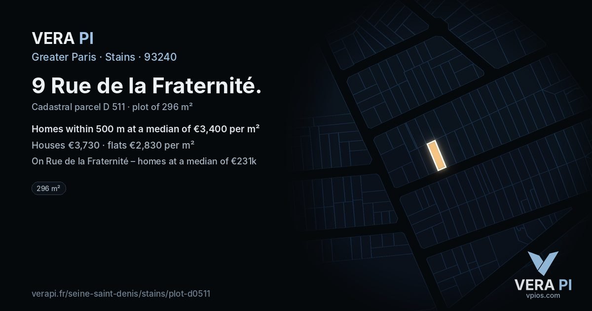 9 Rue de la Fraternité, Stains at night – the plot lit, the parcels around coloured by the prices near them