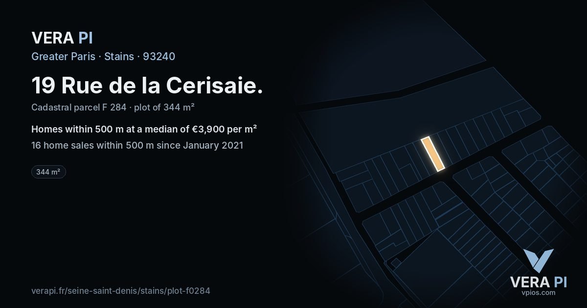 19 Rue de la Cerisaie, Stains at night – the plot lit, the parcels around coloured by the prices near them
