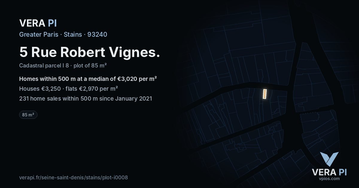 5 Rue Robert Vignes, Stains at night – the plot lit, the parcels around coloured by the prices near them