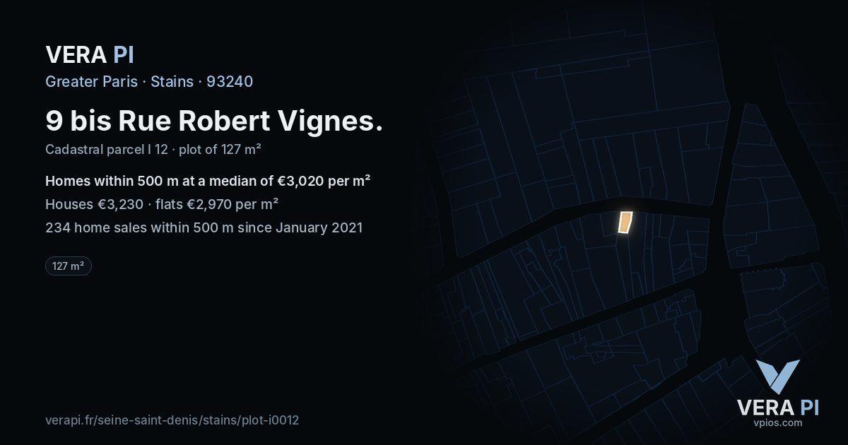 9 bis Rue Robert Vignes, Stains at night – the plot lit, the parcels around coloured by the prices near them