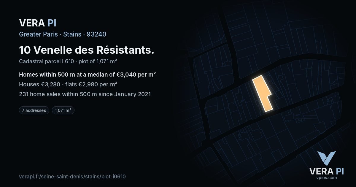 10 Venelle des Résistants, Stains at night – the plot lit, the parcels around coloured by the prices near them