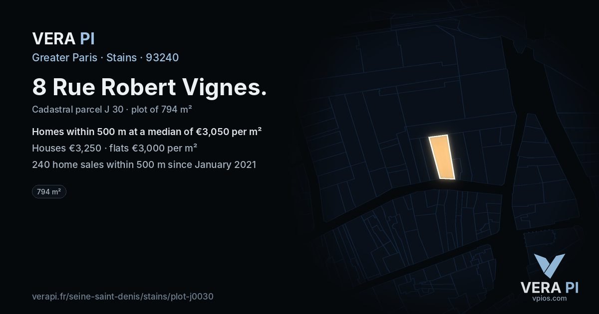 8 Rue Robert Vignes, Stains at night – the plot lit, the parcels around coloured by the prices near them