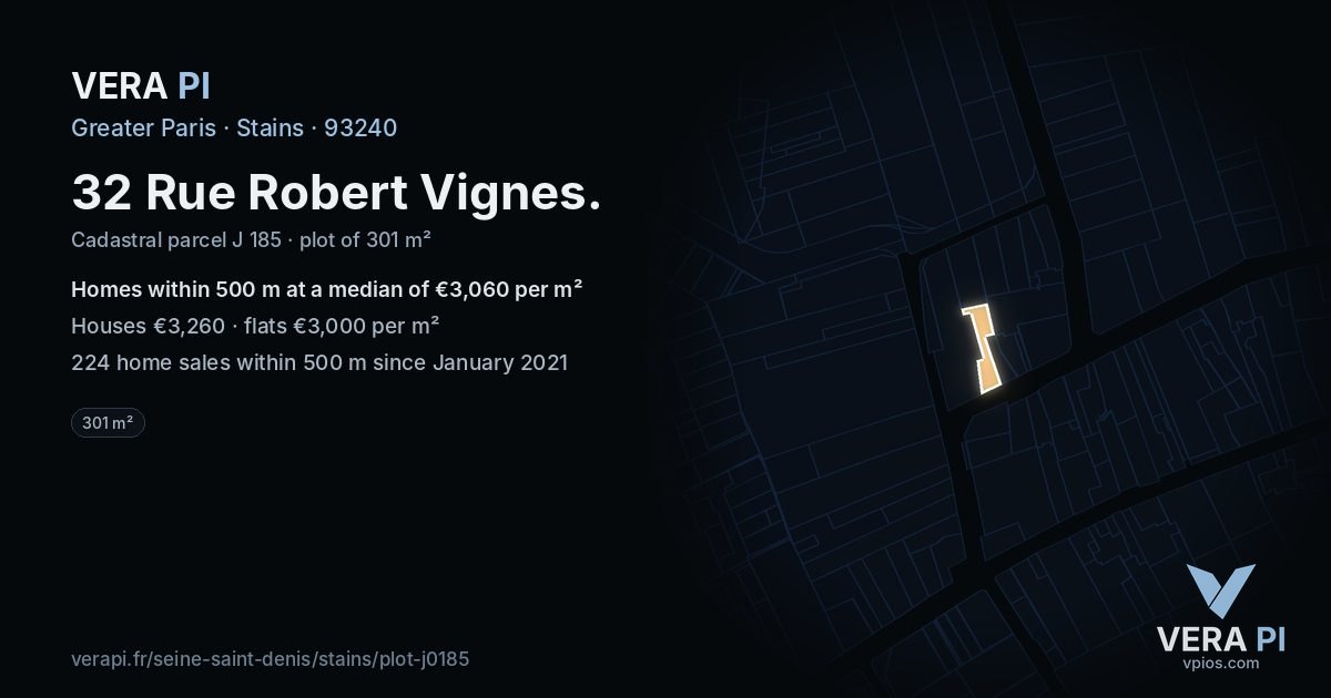 32 Rue Robert Vignes, Stains at night – the plot lit, the parcels around coloured by the prices near them