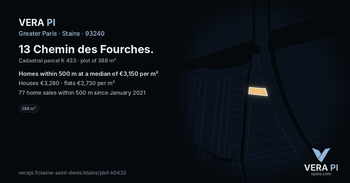 13 Chemin des Fourches, Stains at night – the plot lit, the parcels around coloured by the prices near them