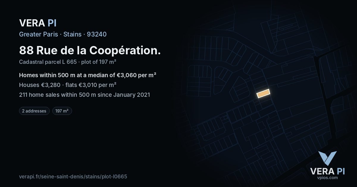 88 Rue de la Coopération, Stains at night – the plot lit, the parcels around coloured by the prices near them