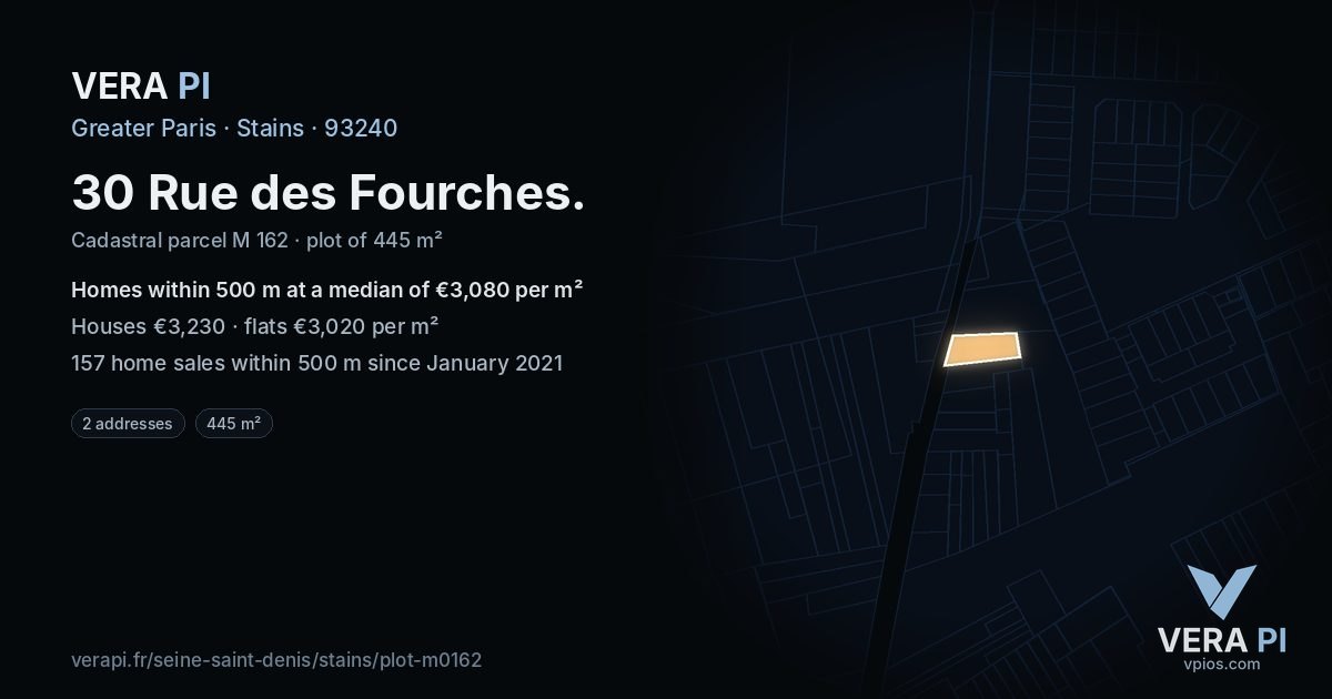 30 Rue des Fourches, Stains at night – the plot lit, the parcels around coloured by the prices near them