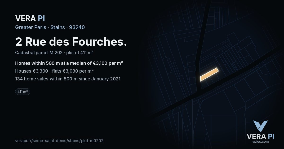 2 Rue des Fourches, Stains at night – the plot lit, the parcels around coloured by the prices near them