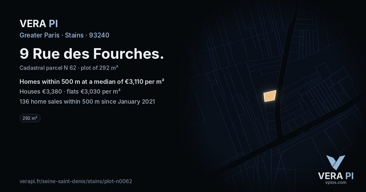 9 Rue des Fourches, Stains at night – the plot lit, the parcels around coloured by the prices near them