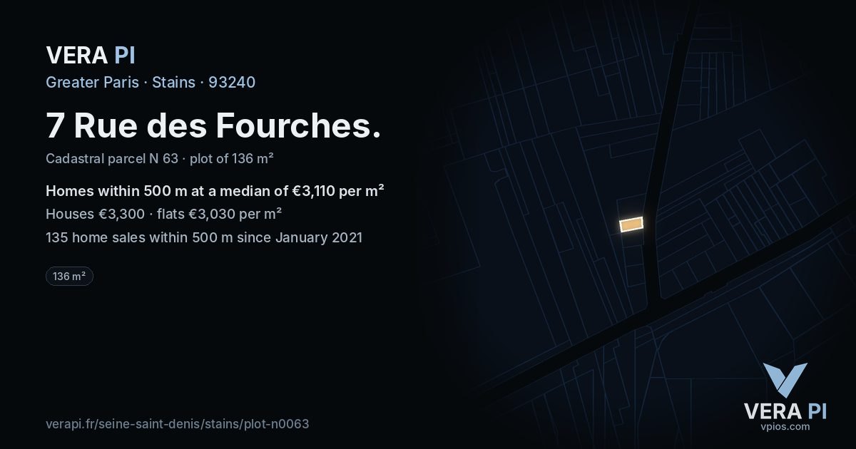 7 Rue des Fourches, Stains at night – the plot lit, the parcels around coloured by the prices near them