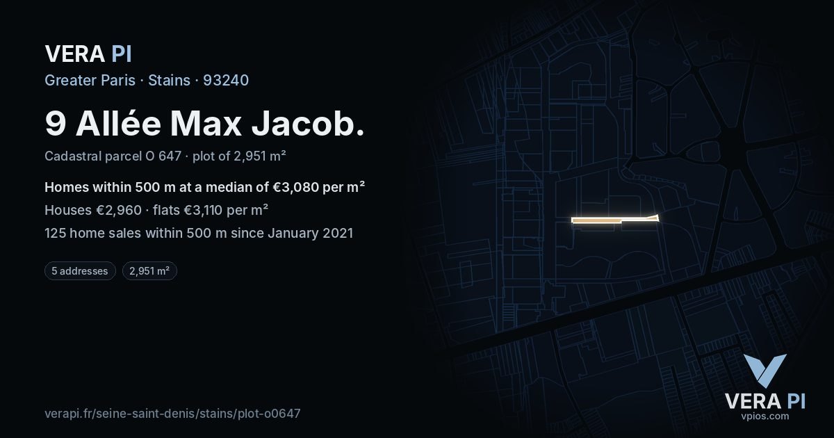 9 Allée Max Jacob, Stains at night – the plot lit, the parcels around coloured by the prices near them