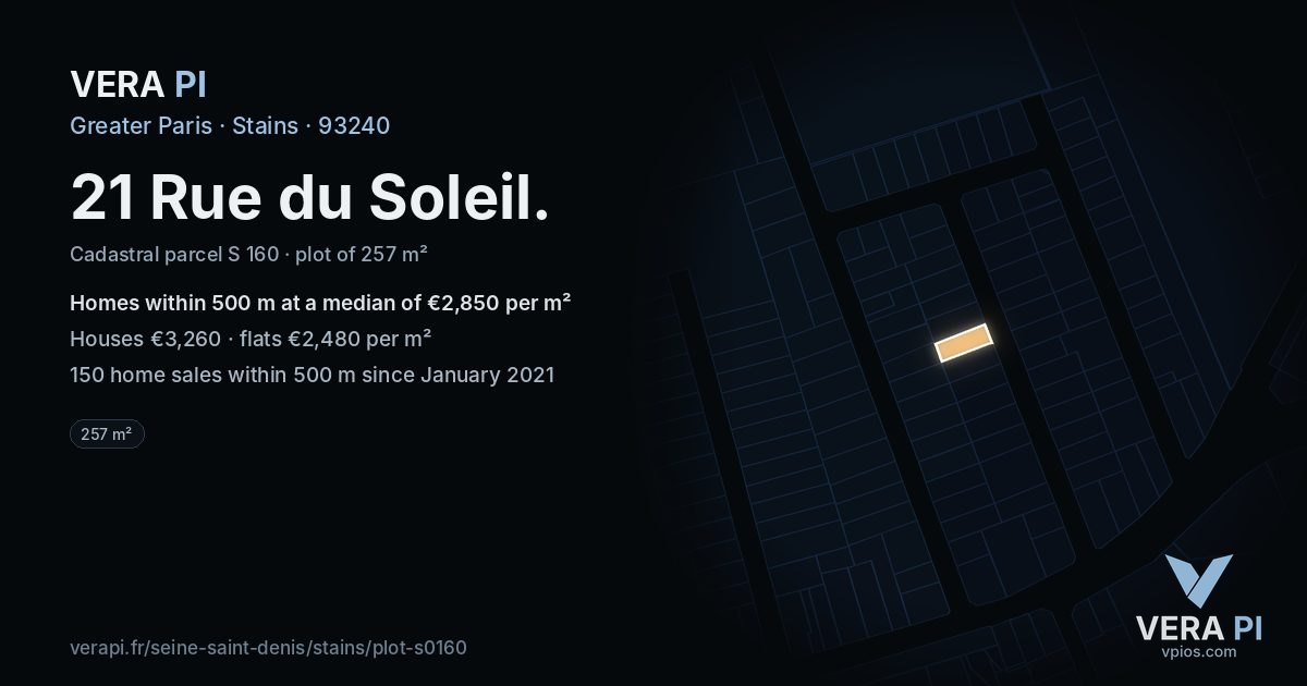 21 Rue du Soleil, Stains at night – the plot lit, the parcels around coloured by the prices near them