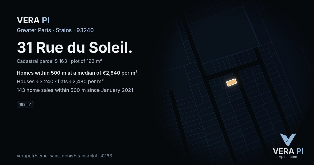 31 Rue du Soleil, Stains at night – the plot lit, the parcels around coloured by the prices near them