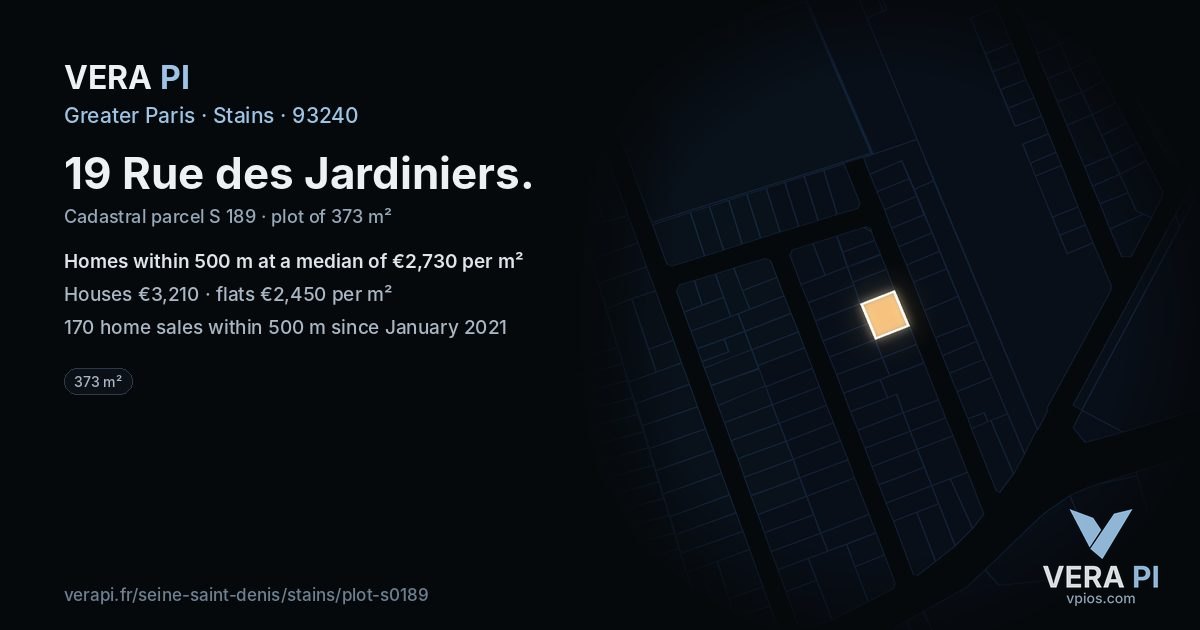 19 Rue des Jardiniers, Stains at night – the plot lit, the parcels around coloured by the prices near them