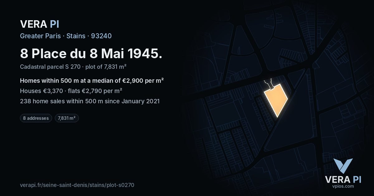 8 Place du 8 Mai 1945, Stains at night – the plot lit, the parcels around coloured by the prices near them