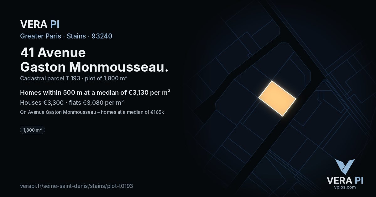 41 Avenue Gaston Monmousseau, Stains at night – the plot lit, the parcels around coloured by the prices near them