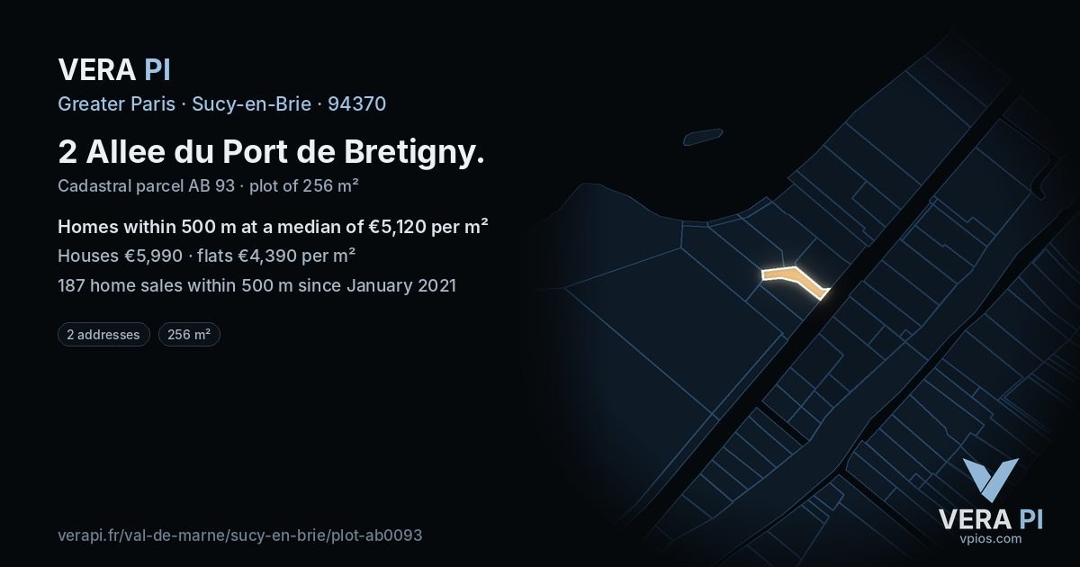 2 Allee du Port de Bretigny, Sucy-en-Brie at night – the plot lit, the parcels around coloured by the prices near them