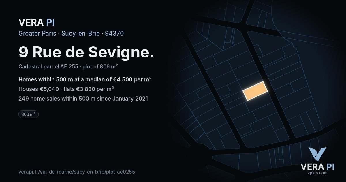 9 Rue de Sevigne, Sucy-en-Brie at night – the plot lit, the parcels around coloured by the prices near them