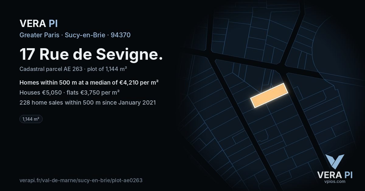 17 Rue de Sevigne, Sucy-en-Brie at night – the plot lit, the parcels around coloured by the prices near them