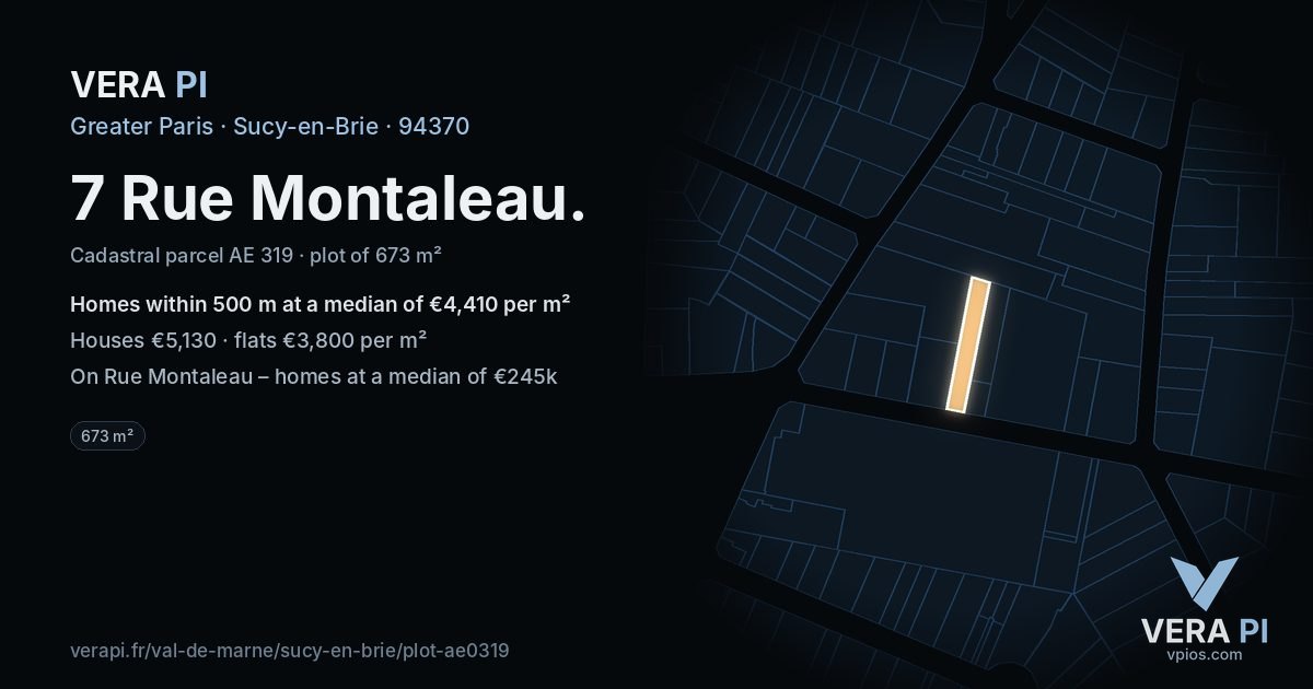 7 Rue Montaleau, Sucy-en-Brie at night – the plot lit, the parcels around coloured by the prices near them