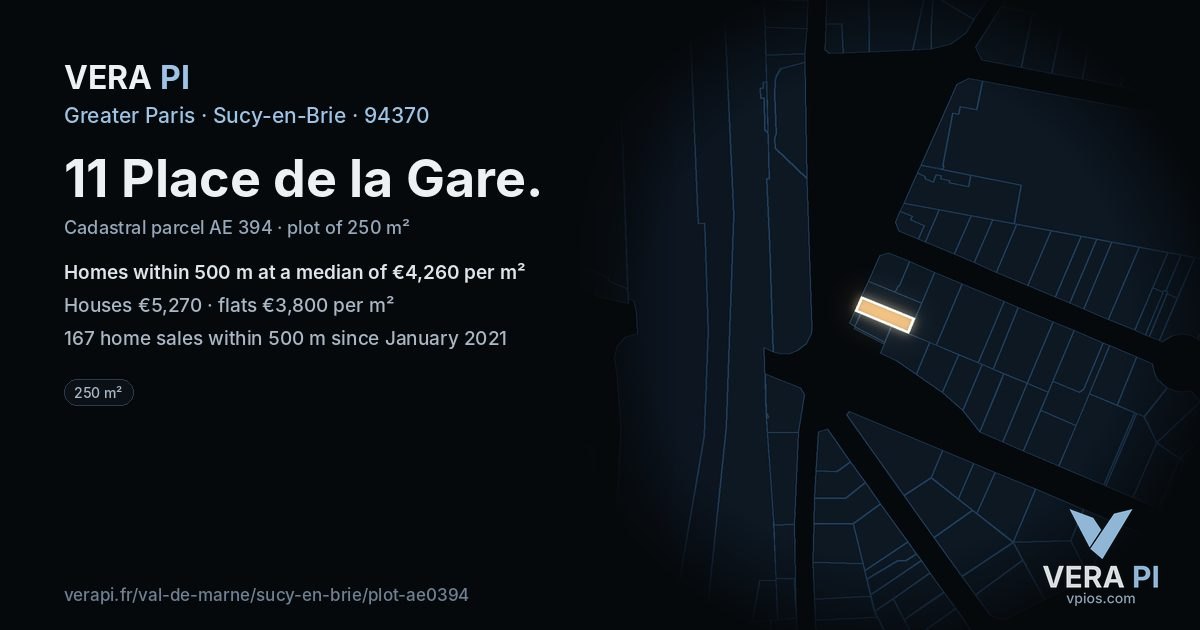 11 Place de la Gare, Sucy-en-Brie at night – the plot lit, the parcels around coloured by the prices near them