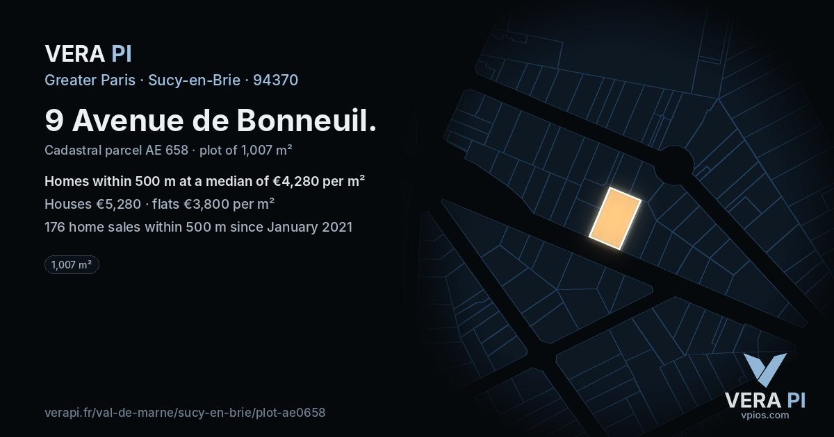 9 Avenue de Bonneuil, Sucy-en-Brie at night – the plot lit, the parcels around coloured by the prices near them