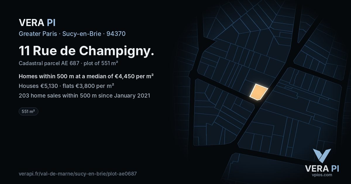 11 Rue de Champigny, Sucy-en-Brie at night – the plot lit, the parcels around coloured by the prices near them
