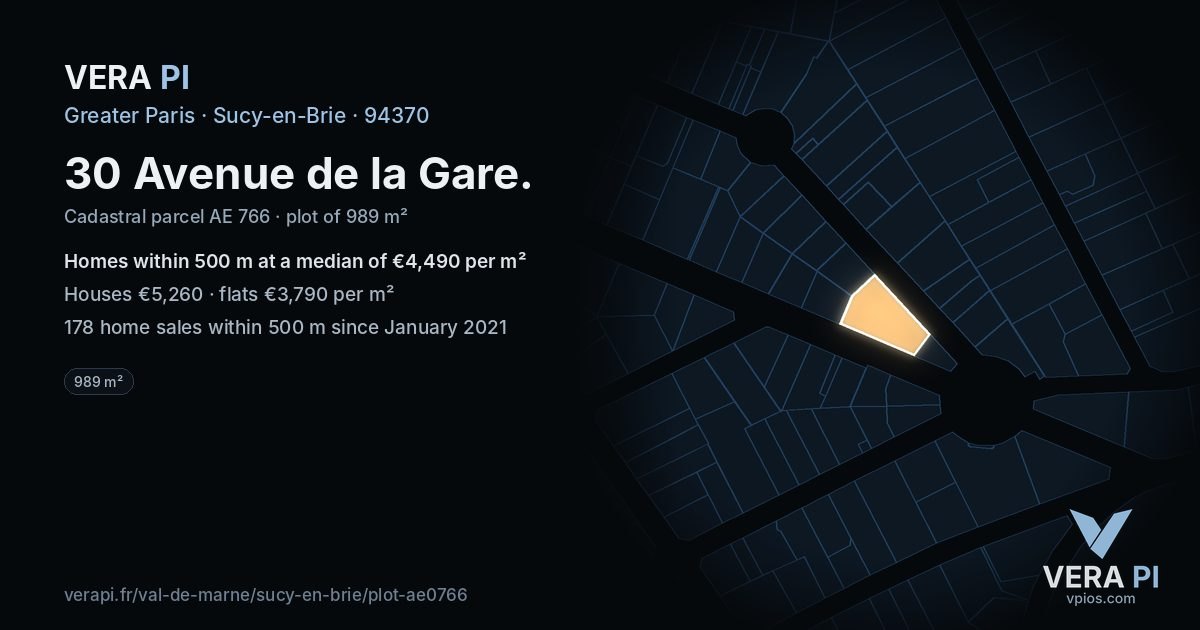 30 Avenue de la Gare, Sucy-en-Brie at night – the plot lit, the parcels around coloured by the prices near them