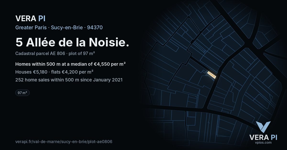 5 Allée de la Noisie, Sucy-en-Brie at night – the plot lit, the parcels around coloured by the prices near them
